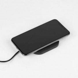 Безжично зарядно Iconic Black